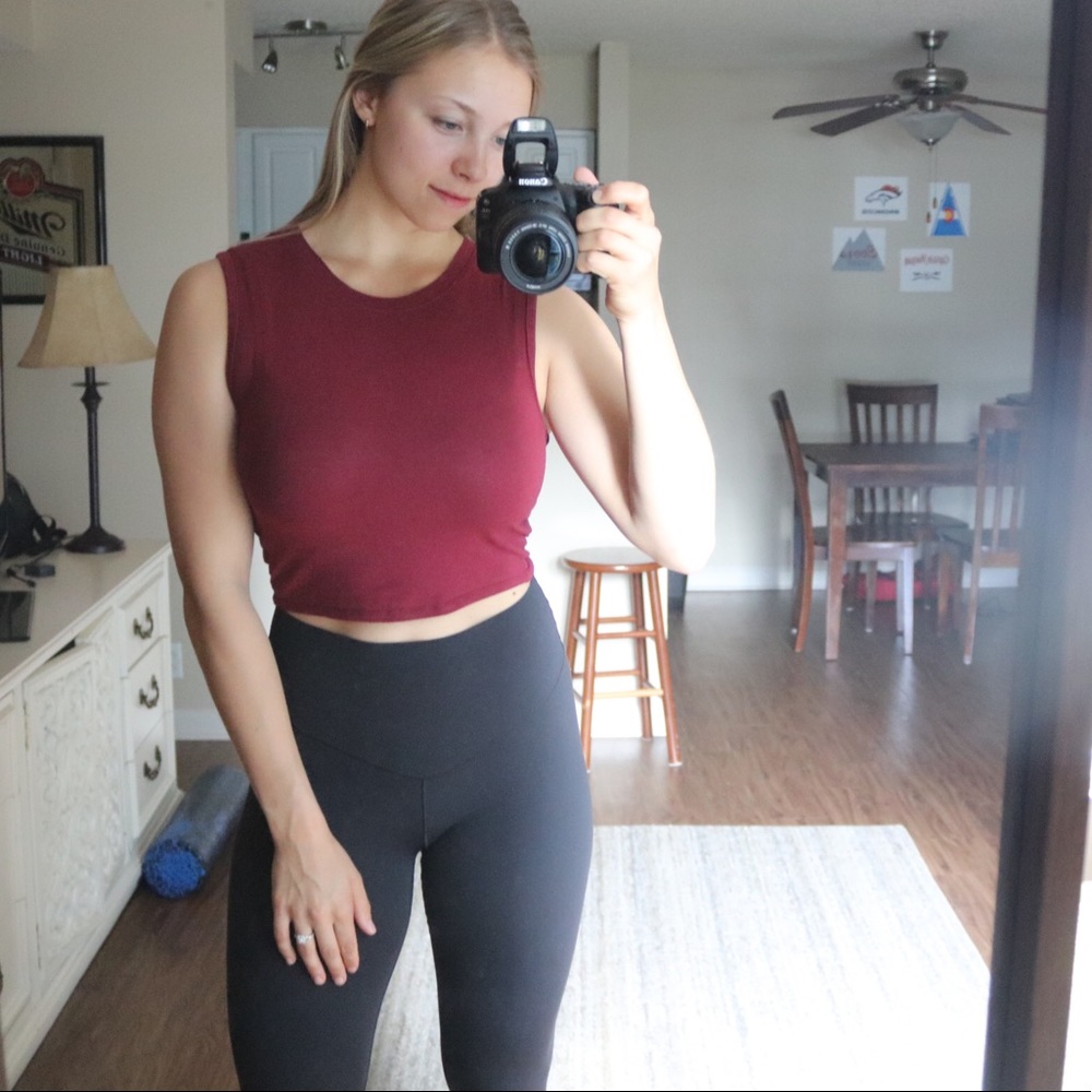 Selling maroon/reddish crop top.